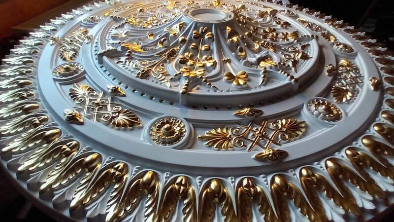 Foita Aurie. profile decorative.